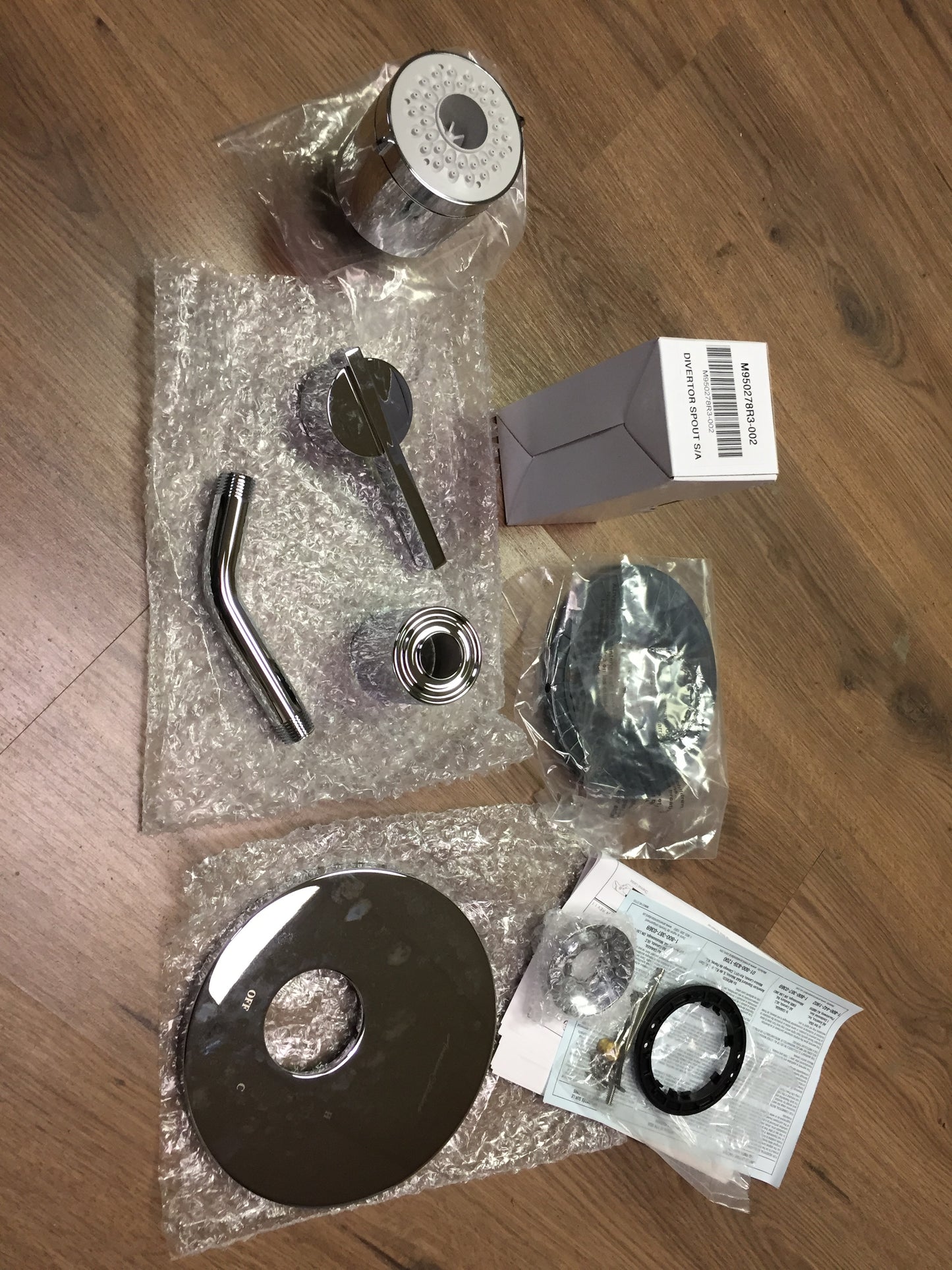 "BERWICK" CHROME PRESSURE BALANCE BATH AND SHOWER TRIM WITH FLOWISE WATER SAVING 3 FUNCTION SHOWERHEAD, LESS VALVE BODY