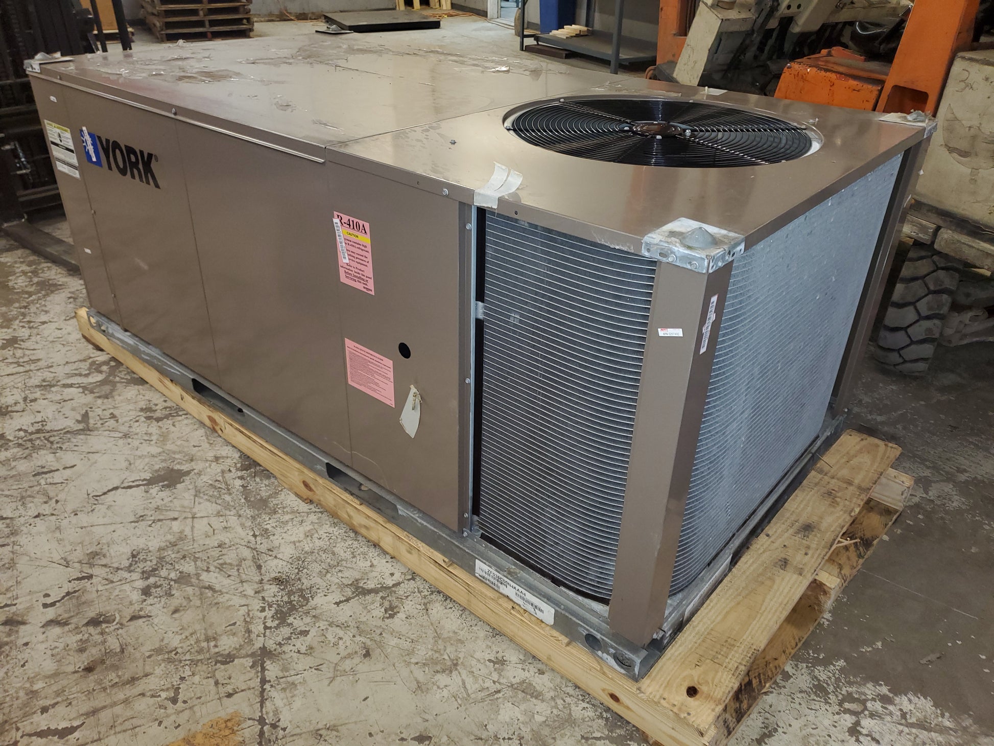 3 TON CONVERTIBLE PACKAGED AIR CONDITIONER UNIT, 13 SEER 460/60/3 R-410A
