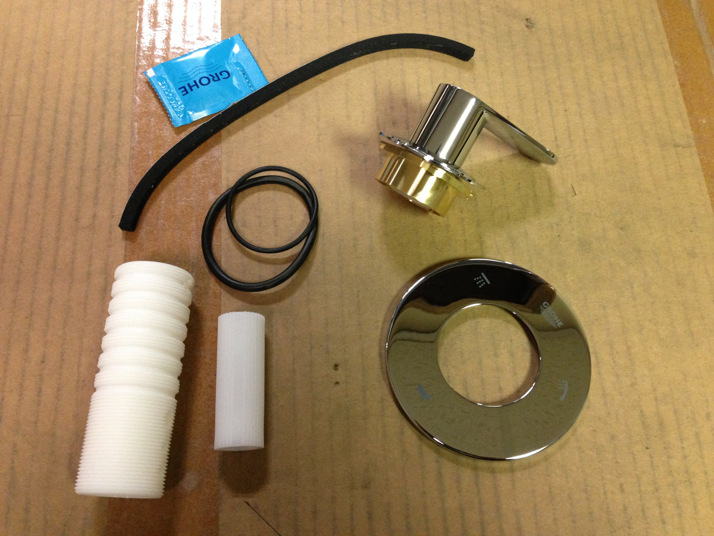 EUROPLUS 5 WAY DIVERTER VALVE TRIM, STARLIGHT CHROME