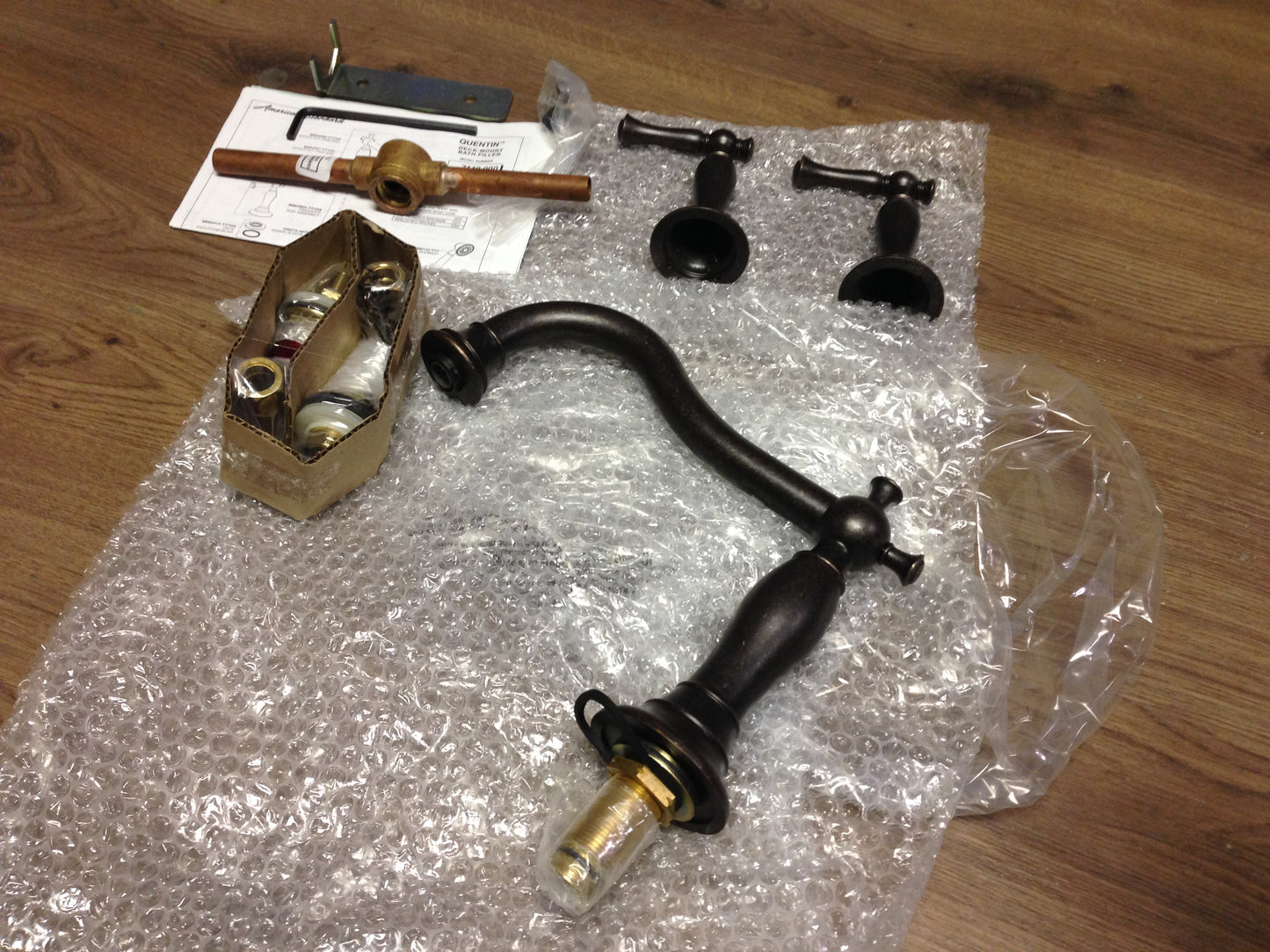 "QUENTIN" OIL RUBBED BRONZE DECK MOUNT TUB FILLER, 1.5GPM