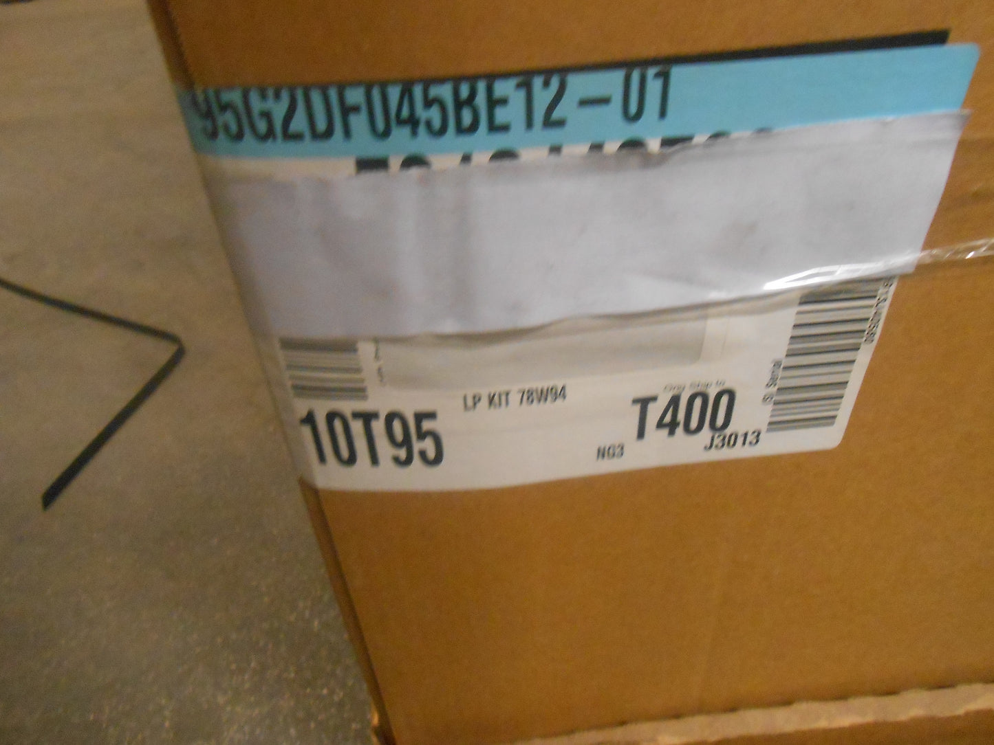 44,000/29,000 BTU TWO-STAGE DOWNFLOW ECM CONSTANT TORQUE NATURAL GAS LOW NOx FURNACE, 95% 120/60/1 CFM 1200