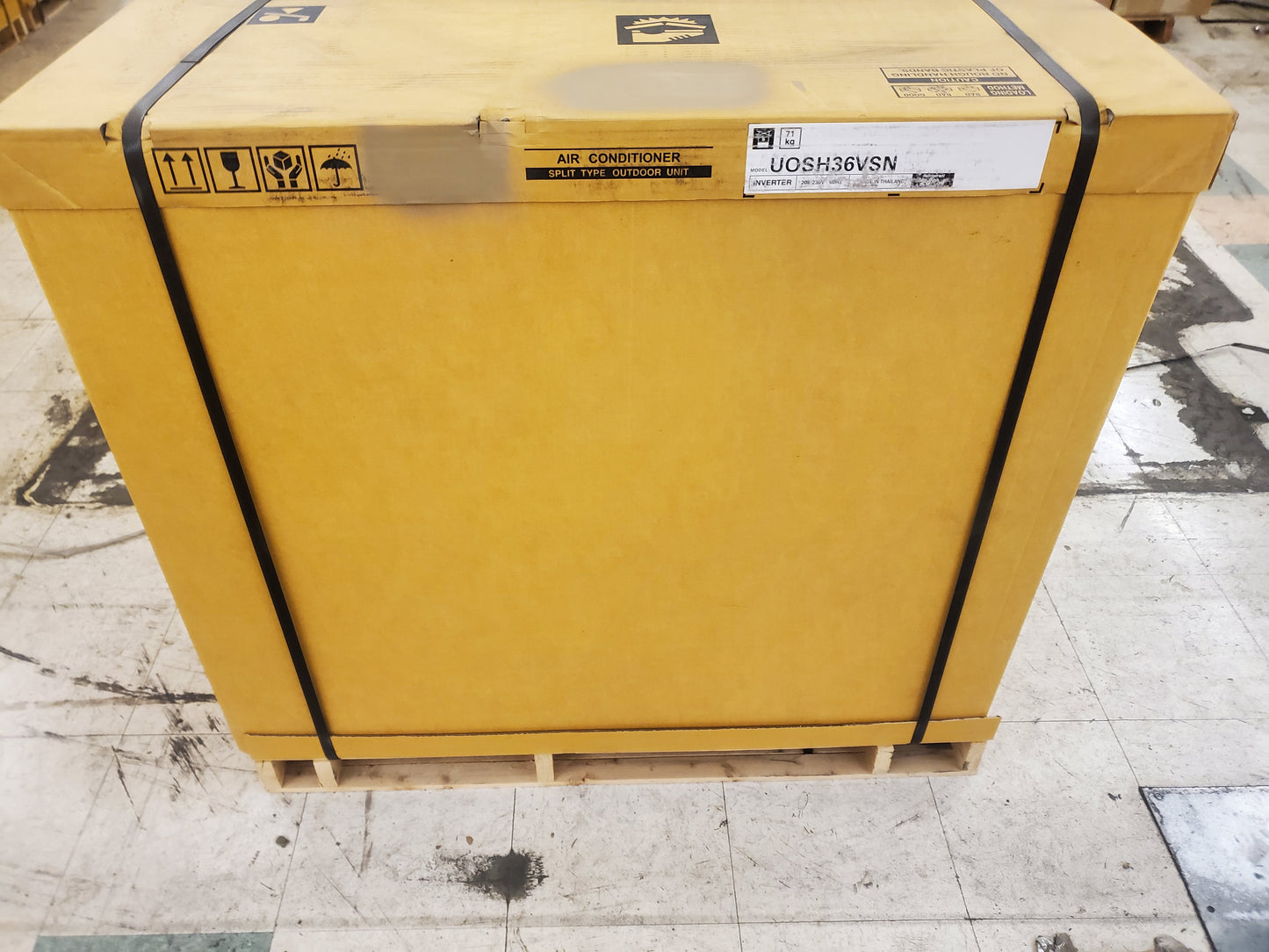 36,000 BTU SINGLE-ZONE INVERTER OUTDOOR MINI-SPLIT HEAT PUMP UNIT, 208-230/60/1 R-410A 14 SEER
