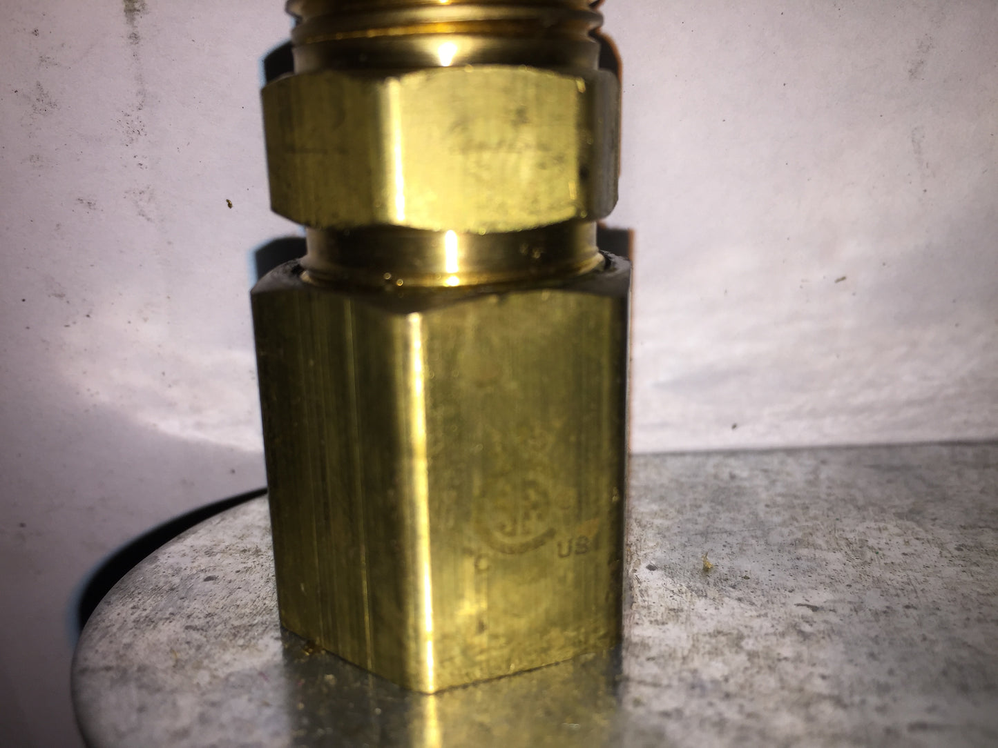 3/8" TERMINATION MOUNT FOR GAS LINE APPLICATIONS