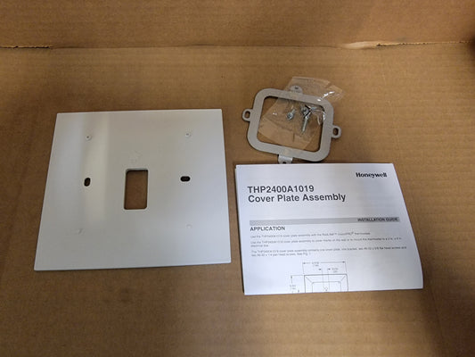 THERMOSTAT COVER PLATE ASSEMBLY