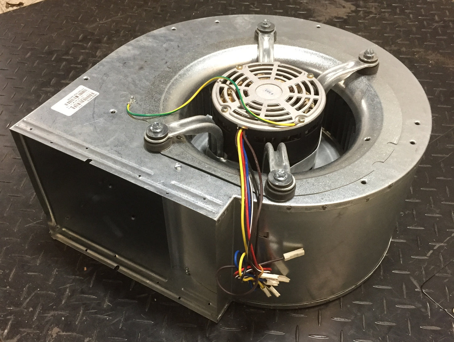 1/3 HP WALL MOUNT BLOWER HOUSING AND MOTOR ASSEMBLY FOR AIR HANDLER, 230-50/60-1, 975 RPM