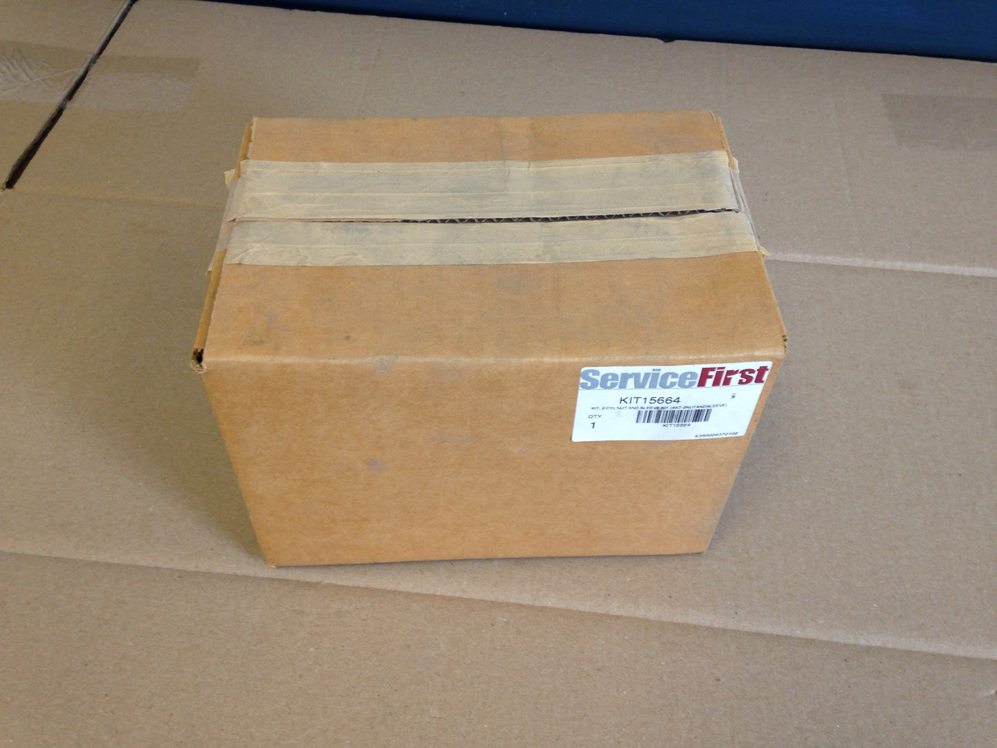 KIT; 2 CYL NUT AND SLEEVE KIT