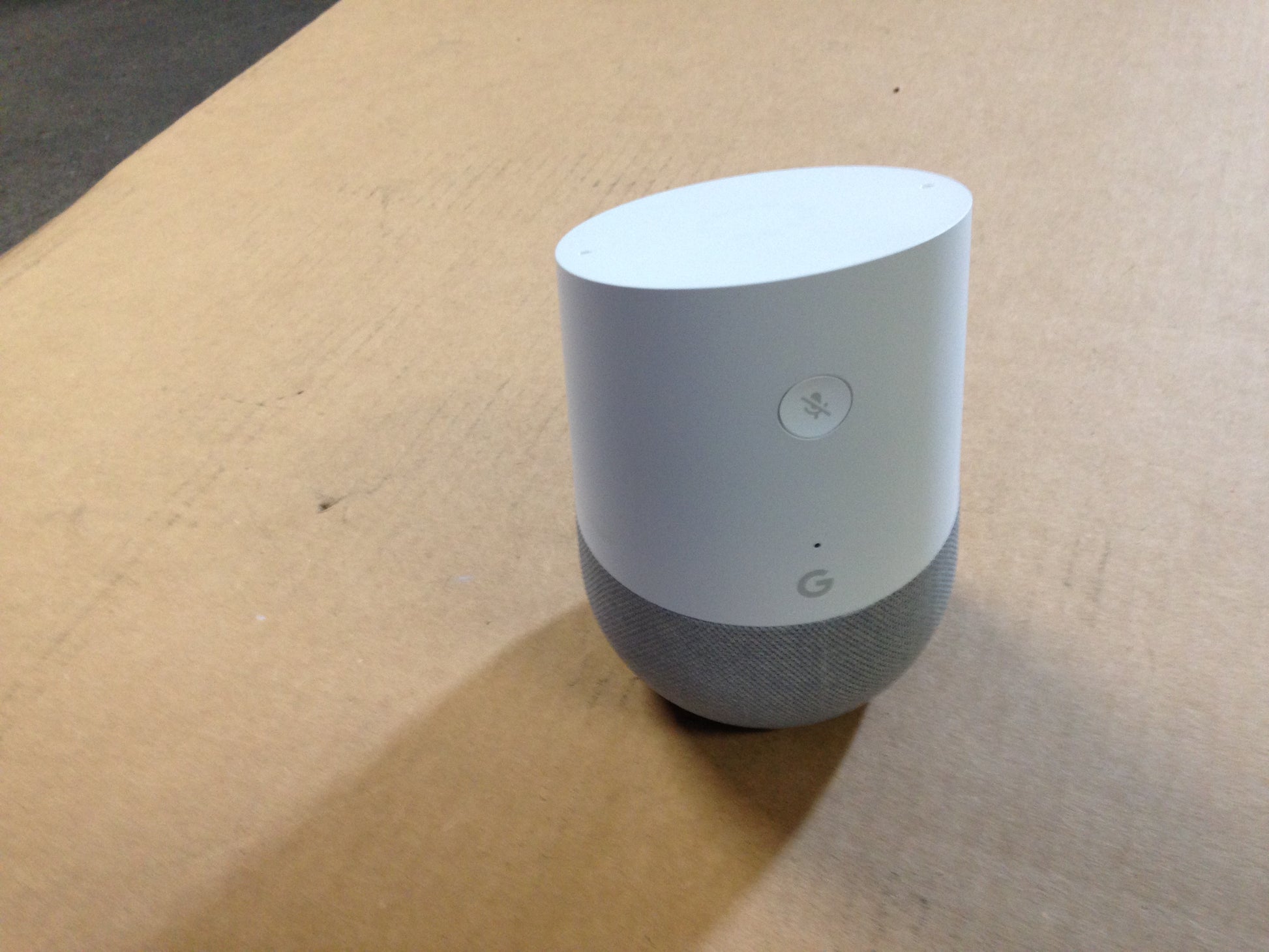 GOOGLE HOME VOICE ACTIVATED SPEAKER