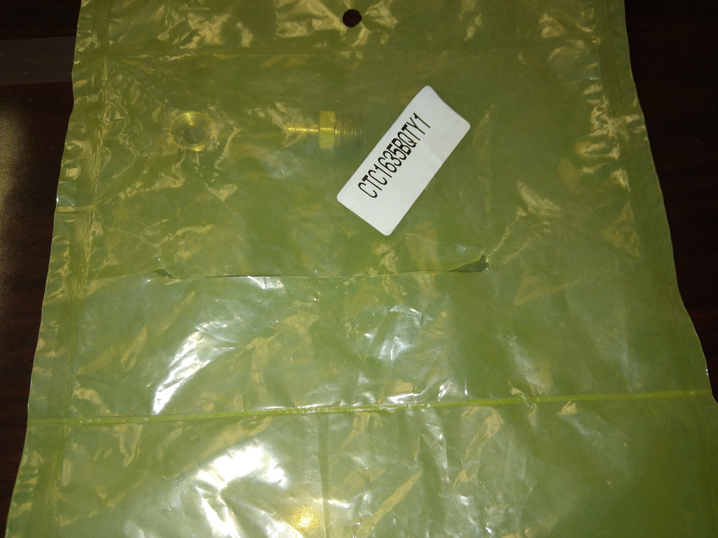 1/4" COMPRESSION ADAPTER