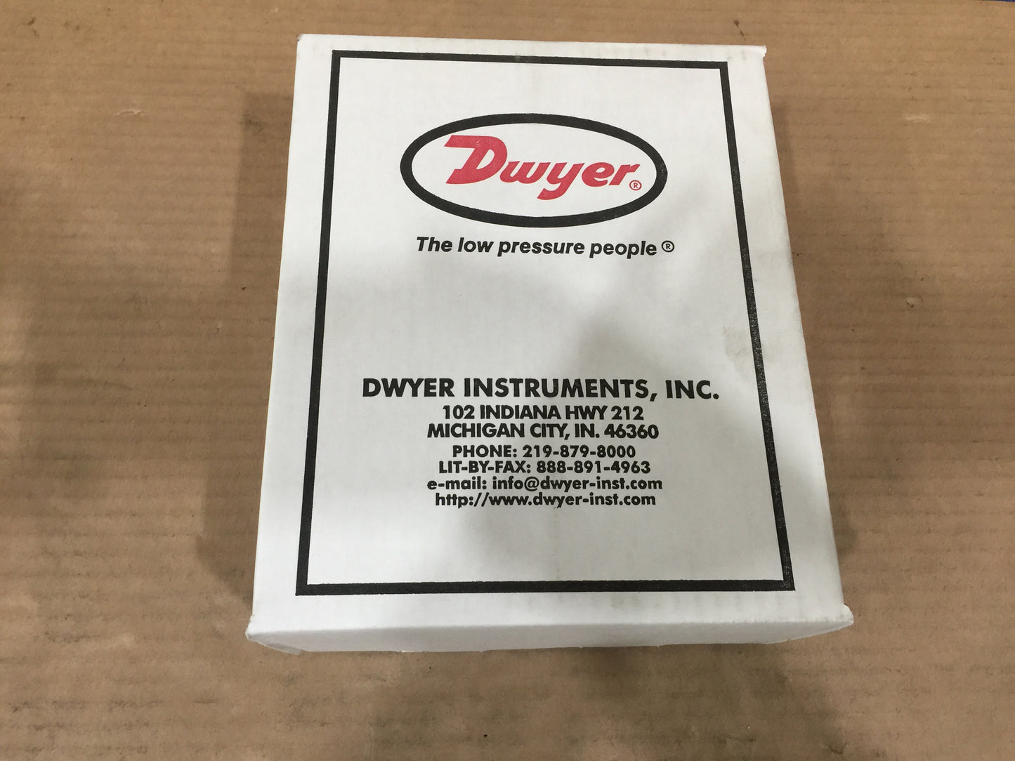 DWYER A-434 PORTABLE KIT FOR MINIHELI II GAUGES