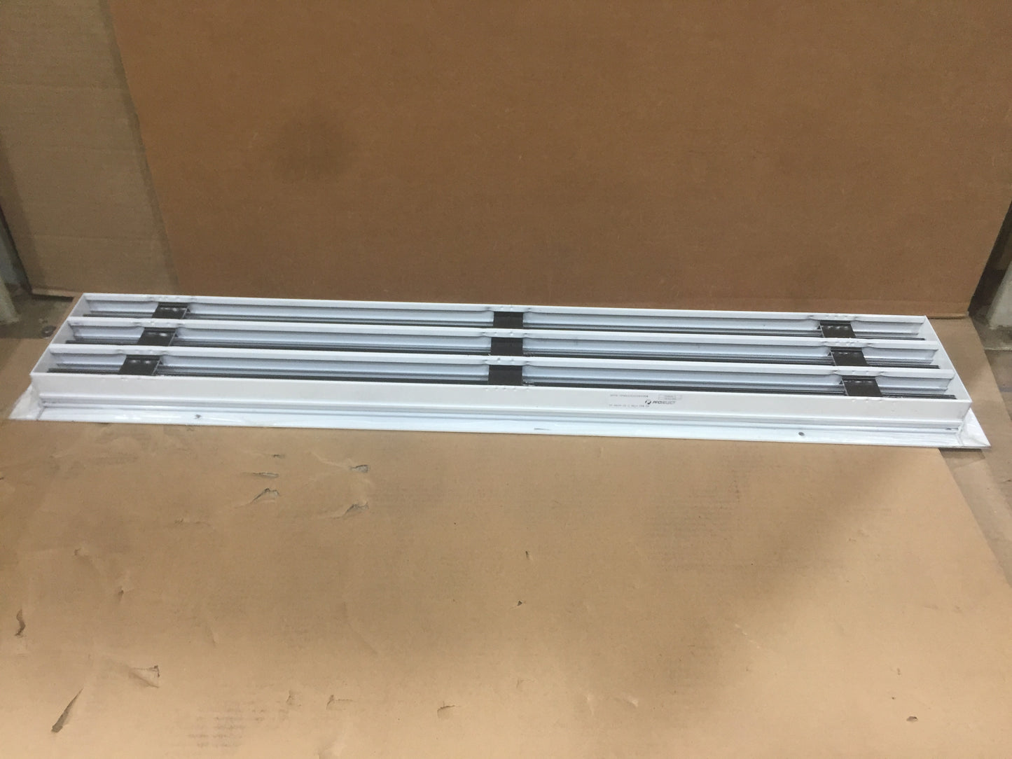 SUPPLY/RETURN LINEAR SLOT DIFFUSER **SOLD AS 1 PIECE**