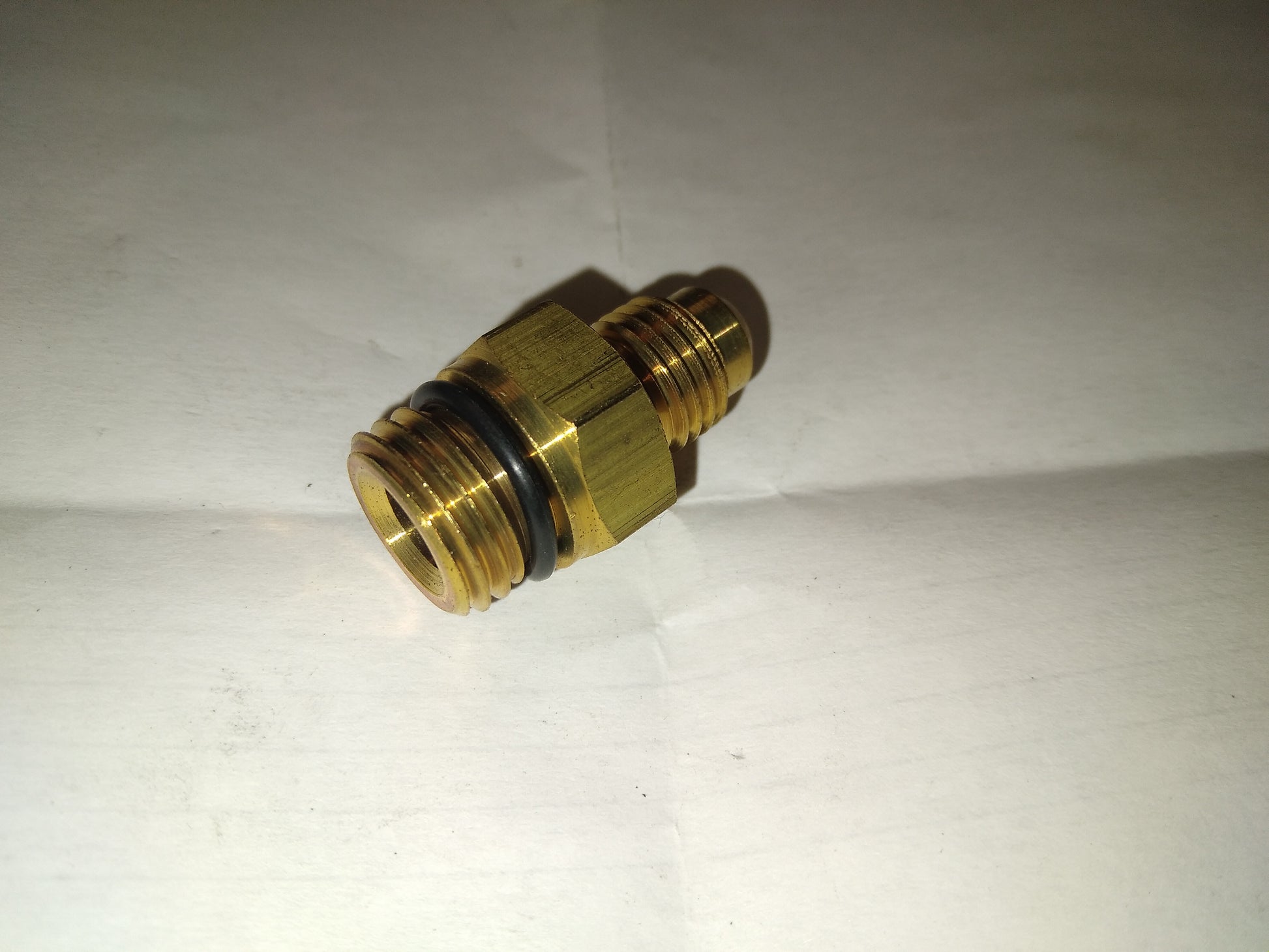 14MM X 1/4" MALE FLARE AUTOMOTIVE AC FITTING