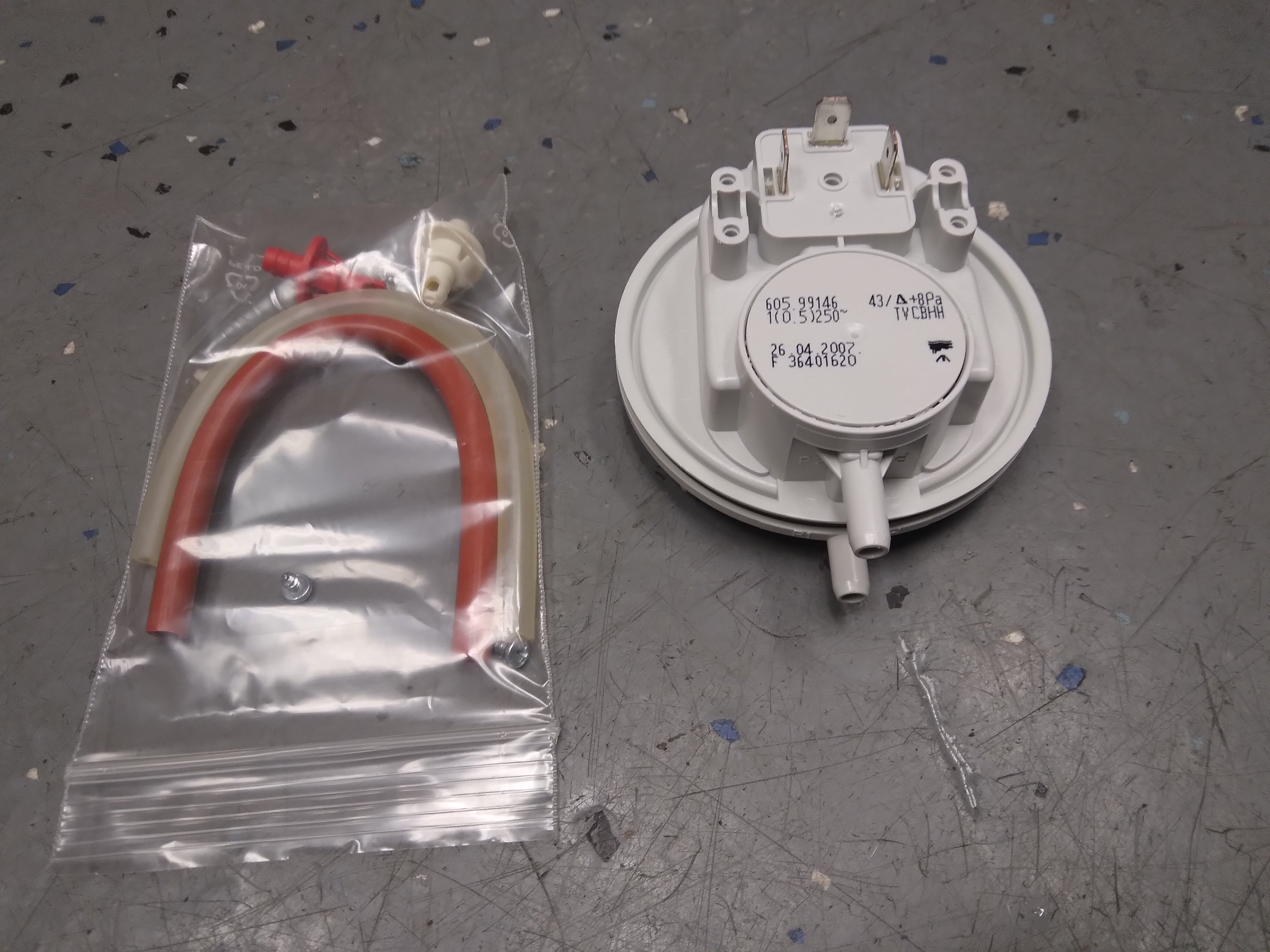 .172" WC DUAL PORT PRESSURE SWITCH Surplus City Liquidators