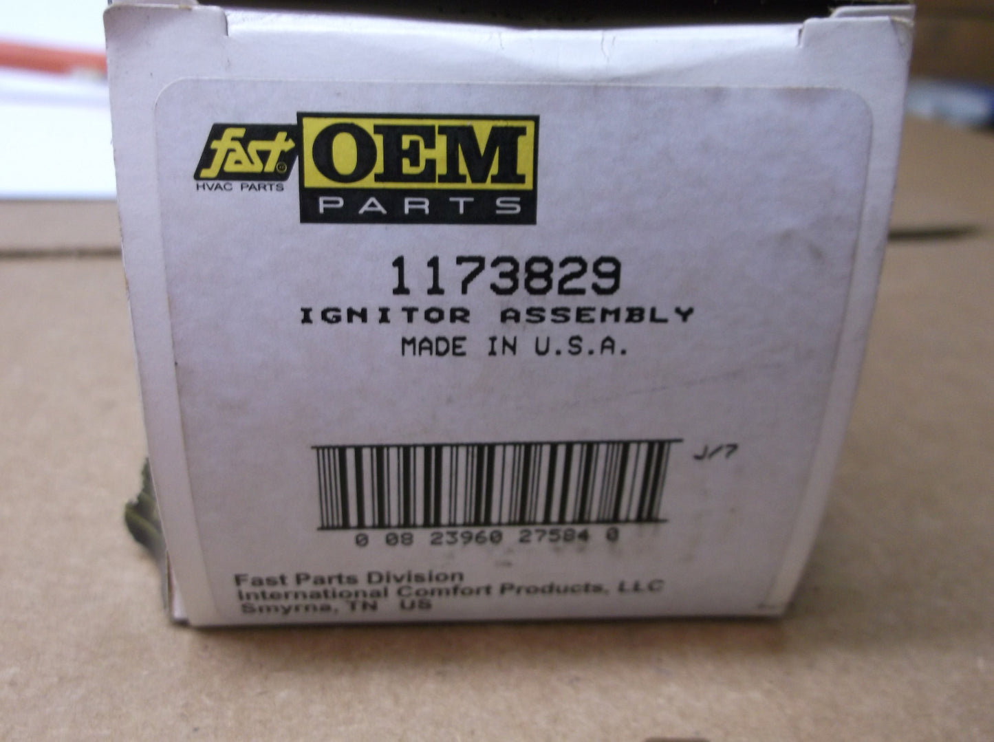 SPARK IGNITOR ASSEMBLY WITH FLAME SENSOR