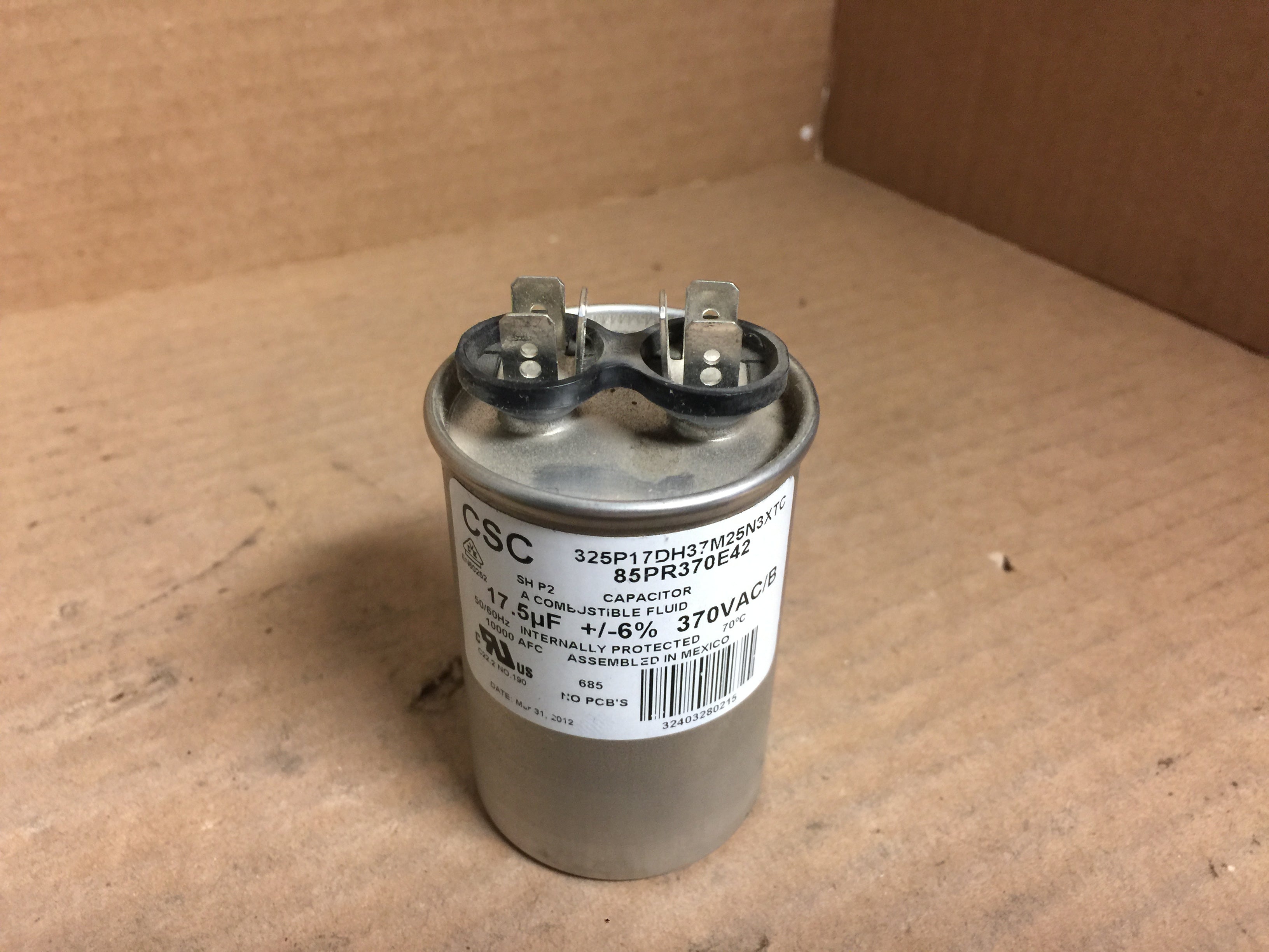 17.5UF +/- 6% x 370 VAC/B Round Run Capacitor; 50/60Hz – Surplus City