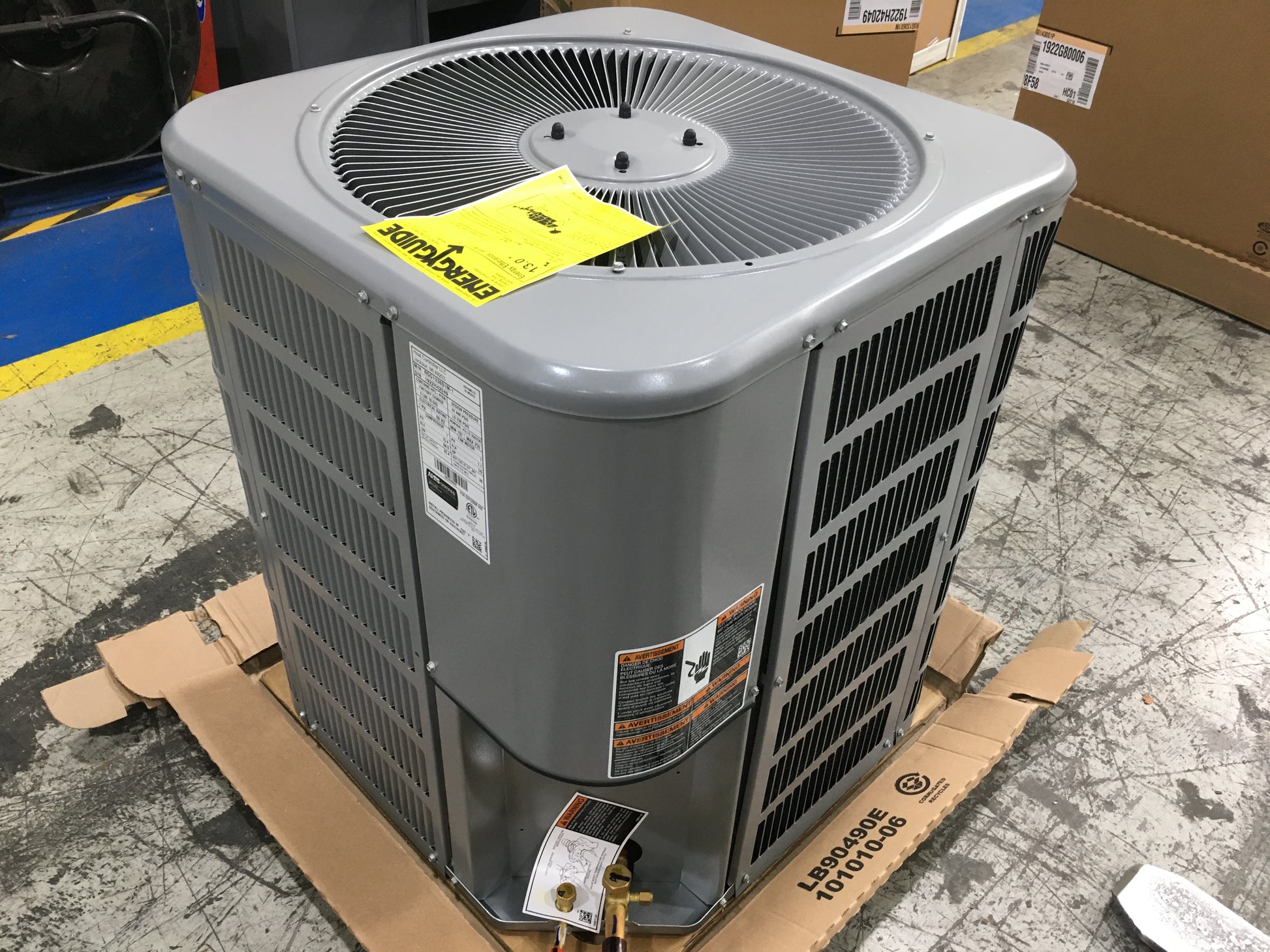 3 TON SPLIT-SYSTEM AIR CONDITIONER 208-230/60/1 R-410A 13 SEER