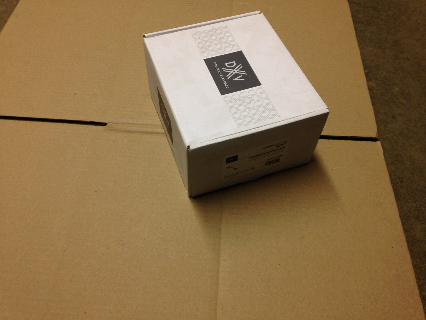 "REM" SHOWERHEAD WITH ARM & FLANGE, POLISHED CHROME