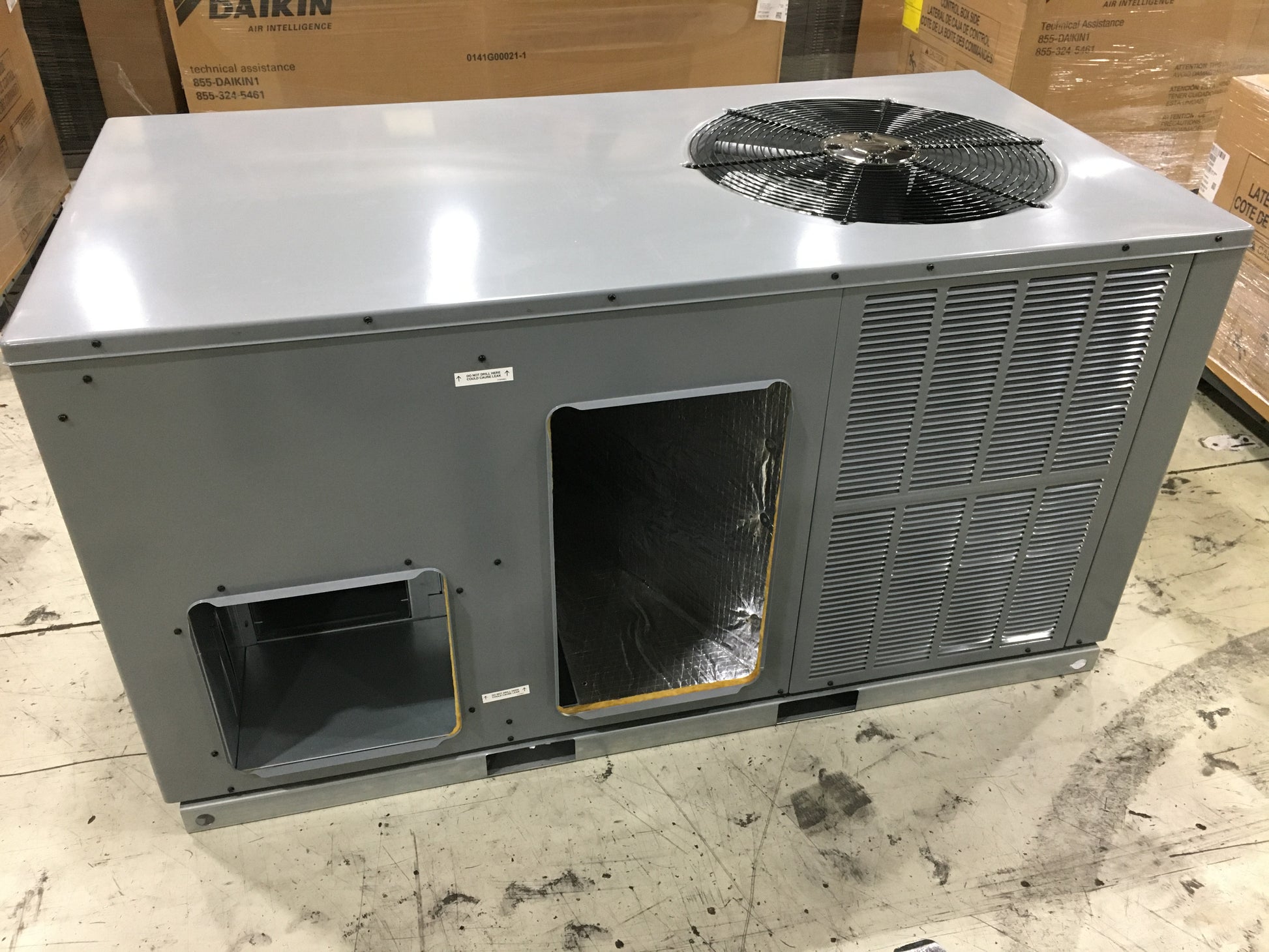 4 TON 1-STAGE HORIZONTAL PACKAGED AIR CONDITIONING UNIT, 15 SEER, 208-230/60/1, R-410A