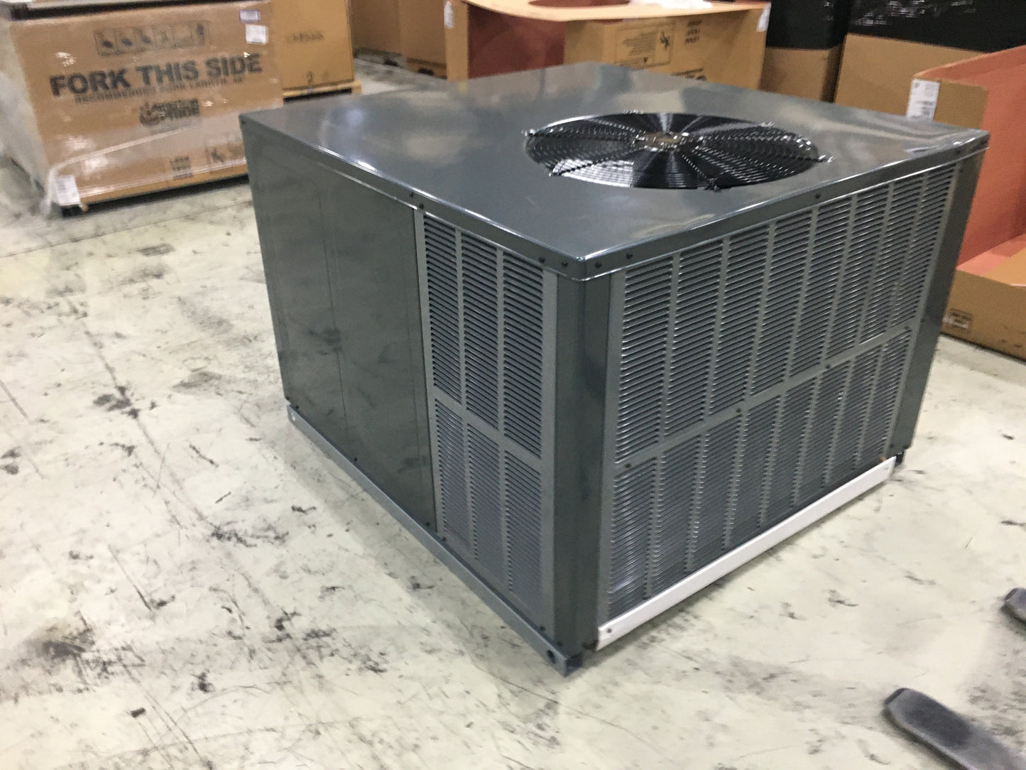 2 TON SINGLE-STAGE MULTI-POSITION PACKAGED HEAT PUMP UNIT, 14 SEER, 208-230/60/1, R-410A