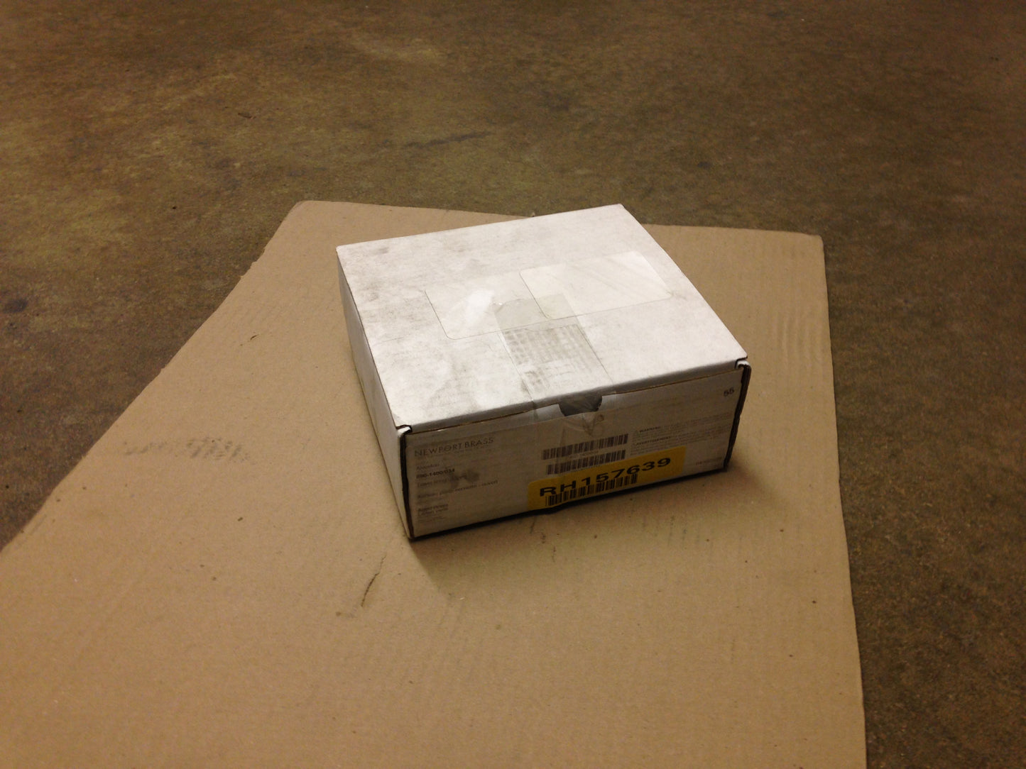 BRASS TOWEL RING OPEN