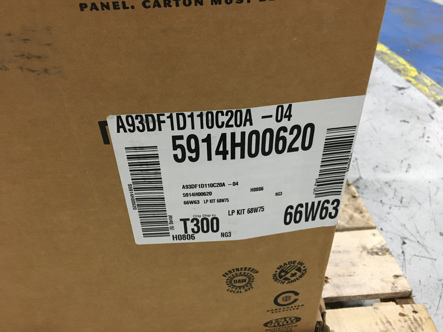 110,000 BTU SINGLE-STAGE DOWNFLOW PSC MULTI SPEED GAS FURNACE 93% AFUE 120/60/1 CFM: 2000