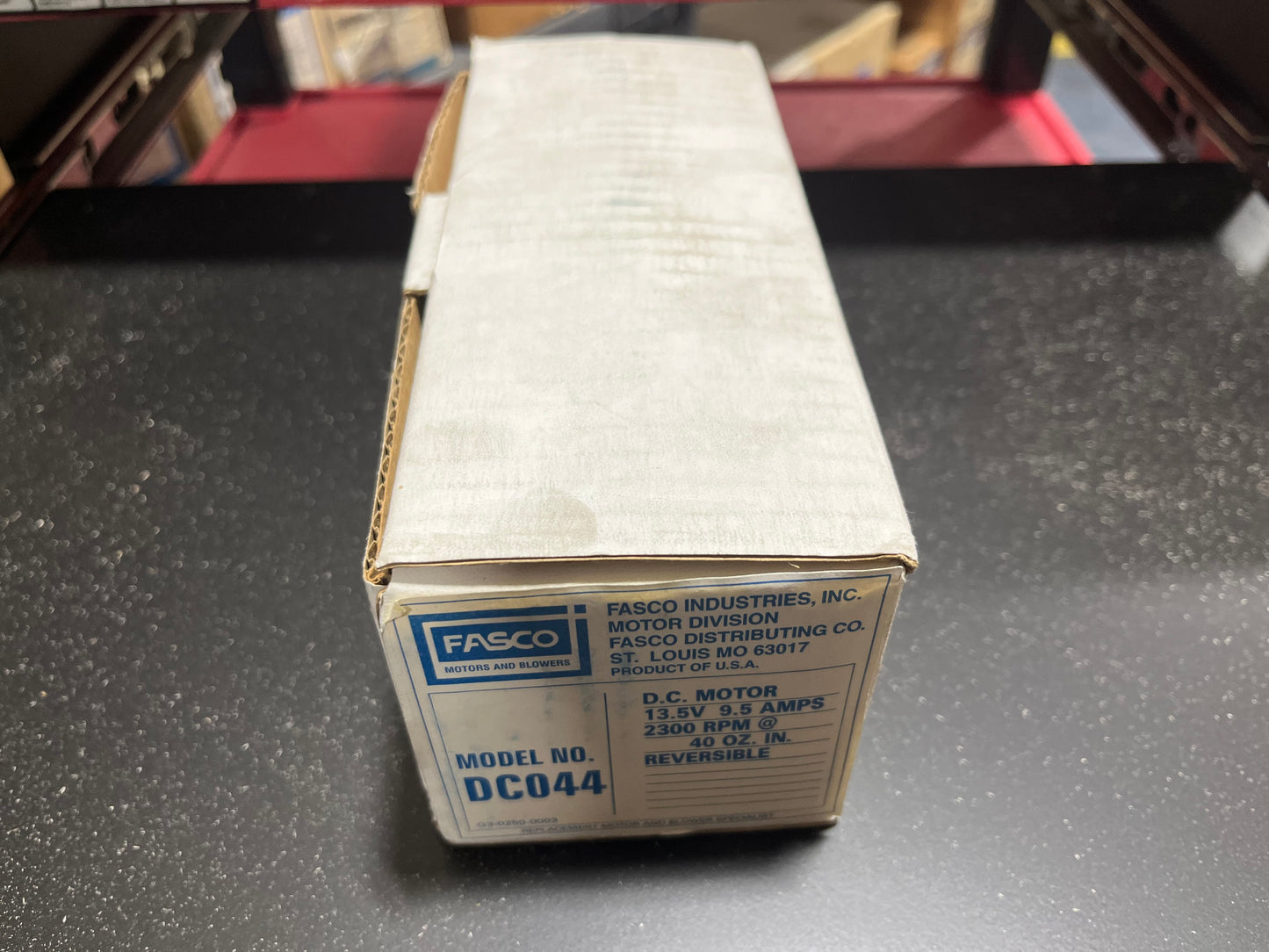 13.5 VOLT DC MOTOR 9.5 AMPS 2300 RPM
