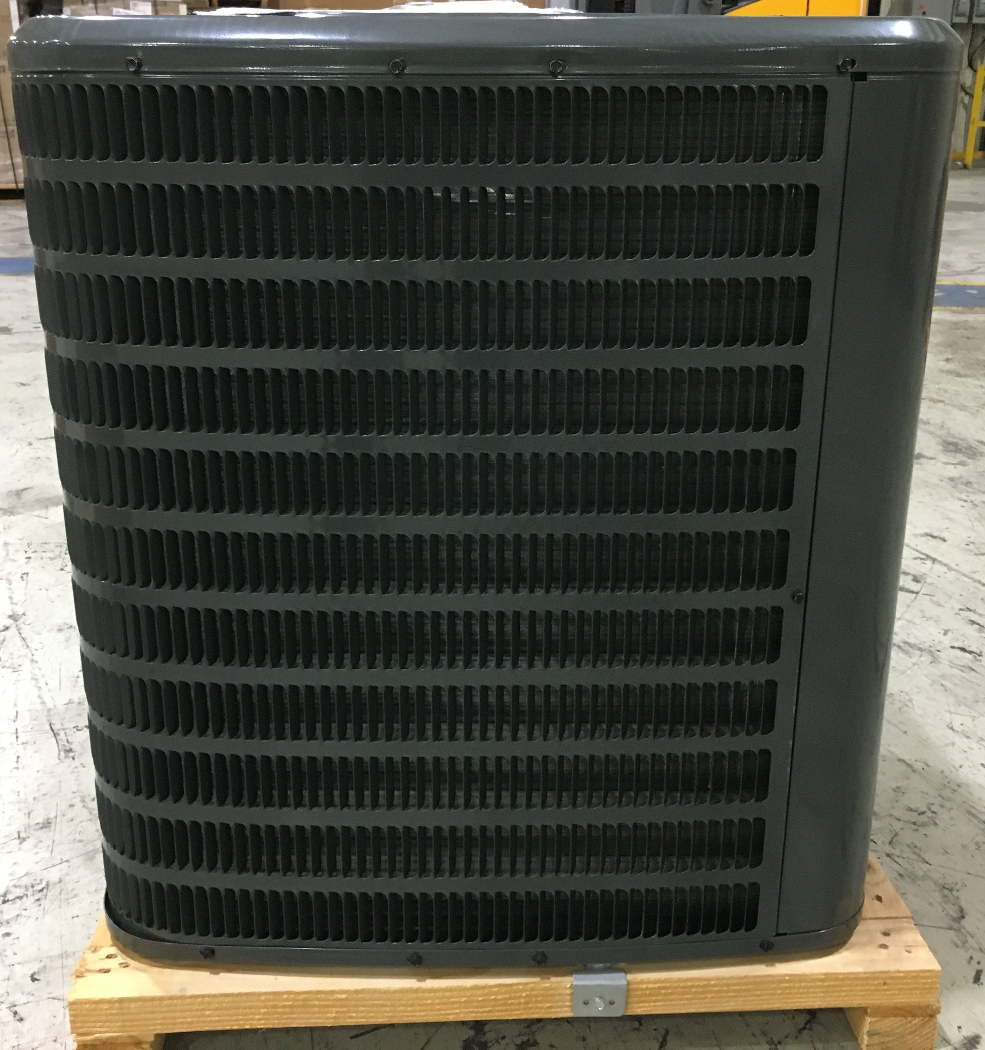 1.5 TON SPLIT-SYSTEM AIR CONDITIONER 208-230/60/1 R-410A 16 SEER
