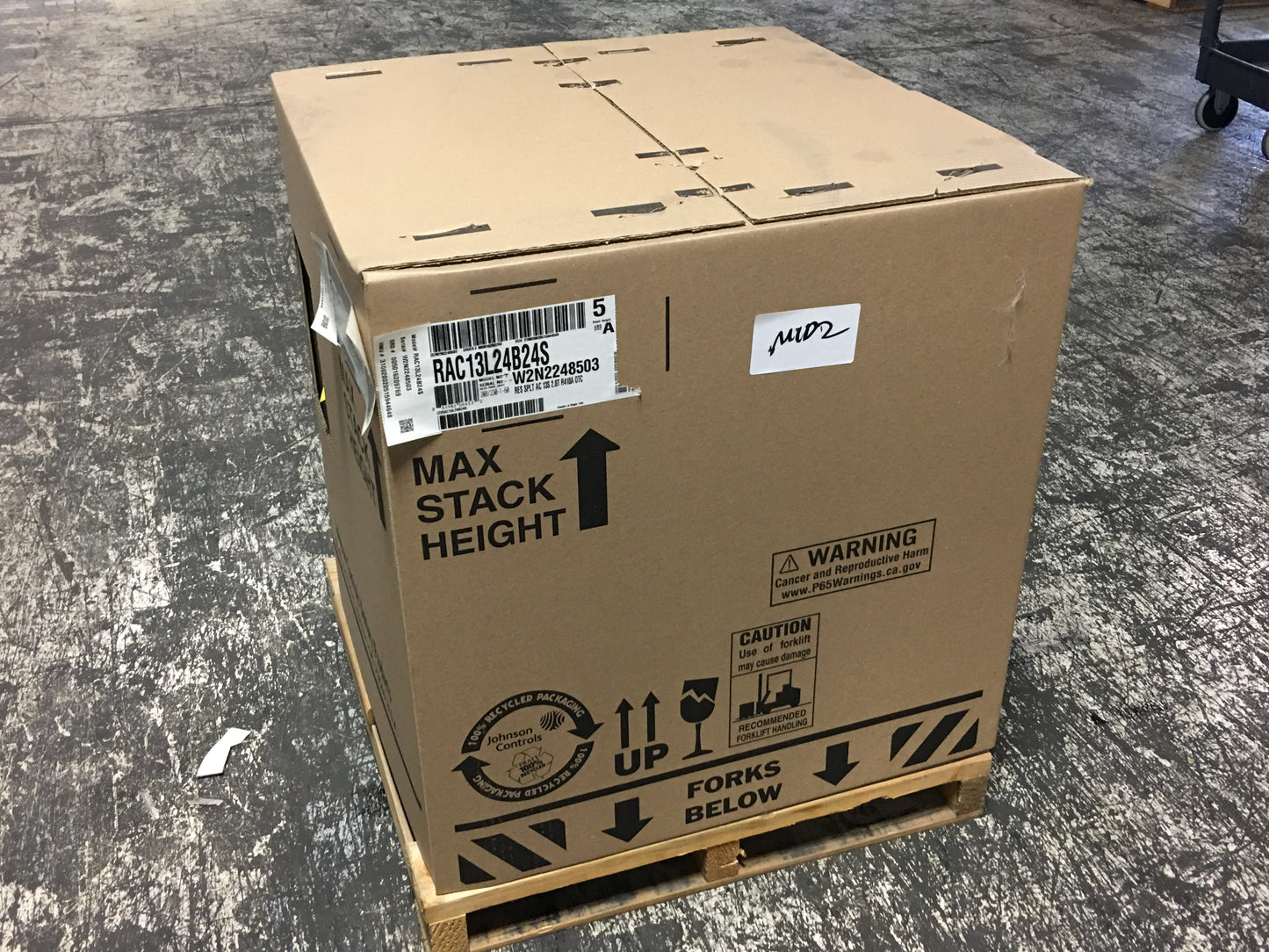 2 TON SPLIT SYSTEM AIR CONDITIONER, 13 SEER 208-230/60/1 R-410A