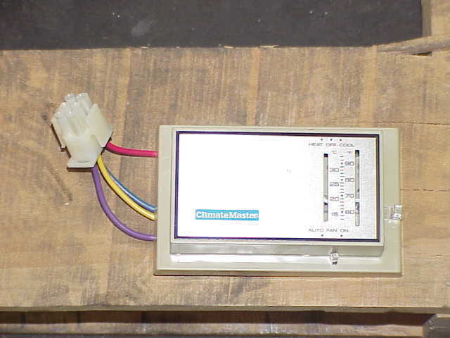 SINGLE STAGE THERMOSTAT WITH PIGTAIL