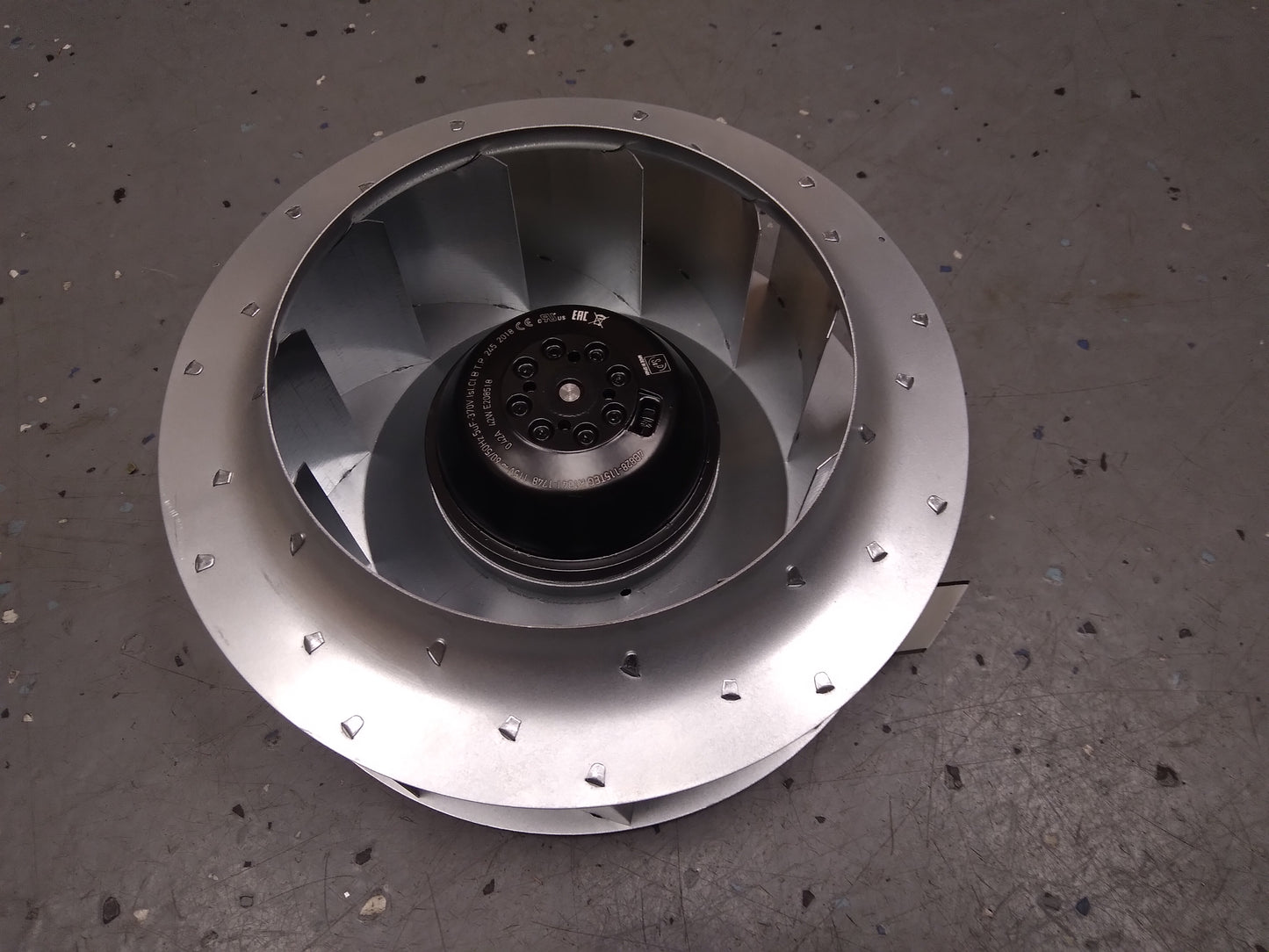 Motor y rueda del soplador 115/60/1,42 A 42 W 2300 RPM