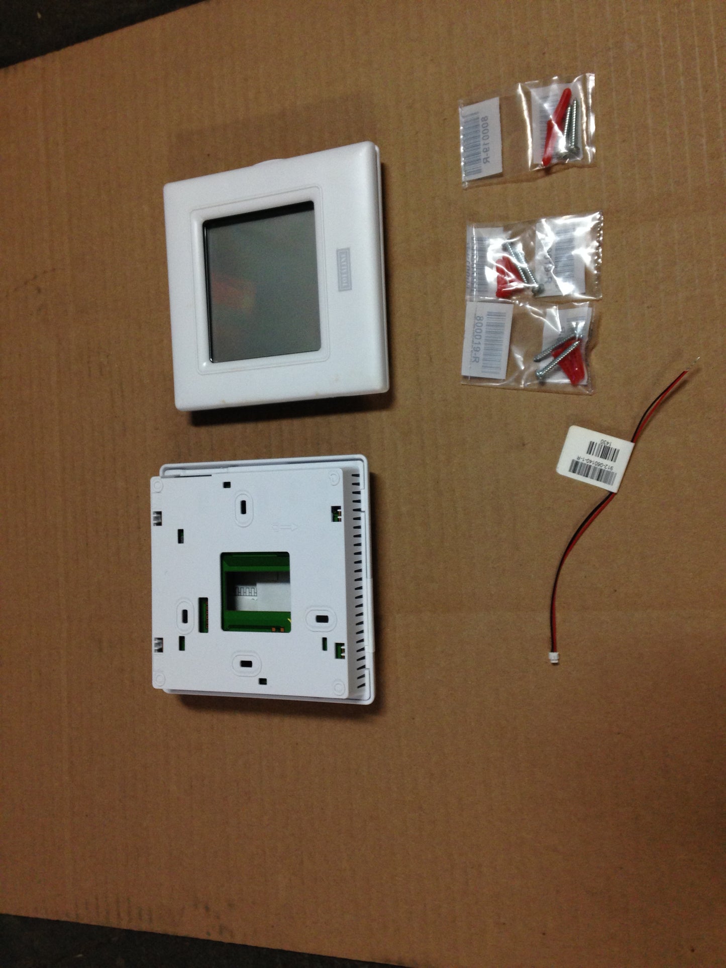 Premier Series 1 Heat/1 Cool Programmable AC Thermostat