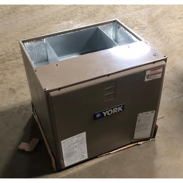 3.5 Ton AC/HP Multiposition ECM Controlled Air Handler/Less Coil, 208-230/60/1 CFM:1400 **Coil