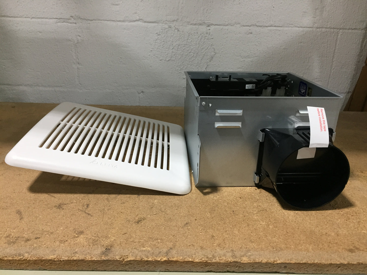 Breez Green Builder G2 Series, Single Speed Bath Fan with Adjustable Humidity Sensor, Volts: 120,