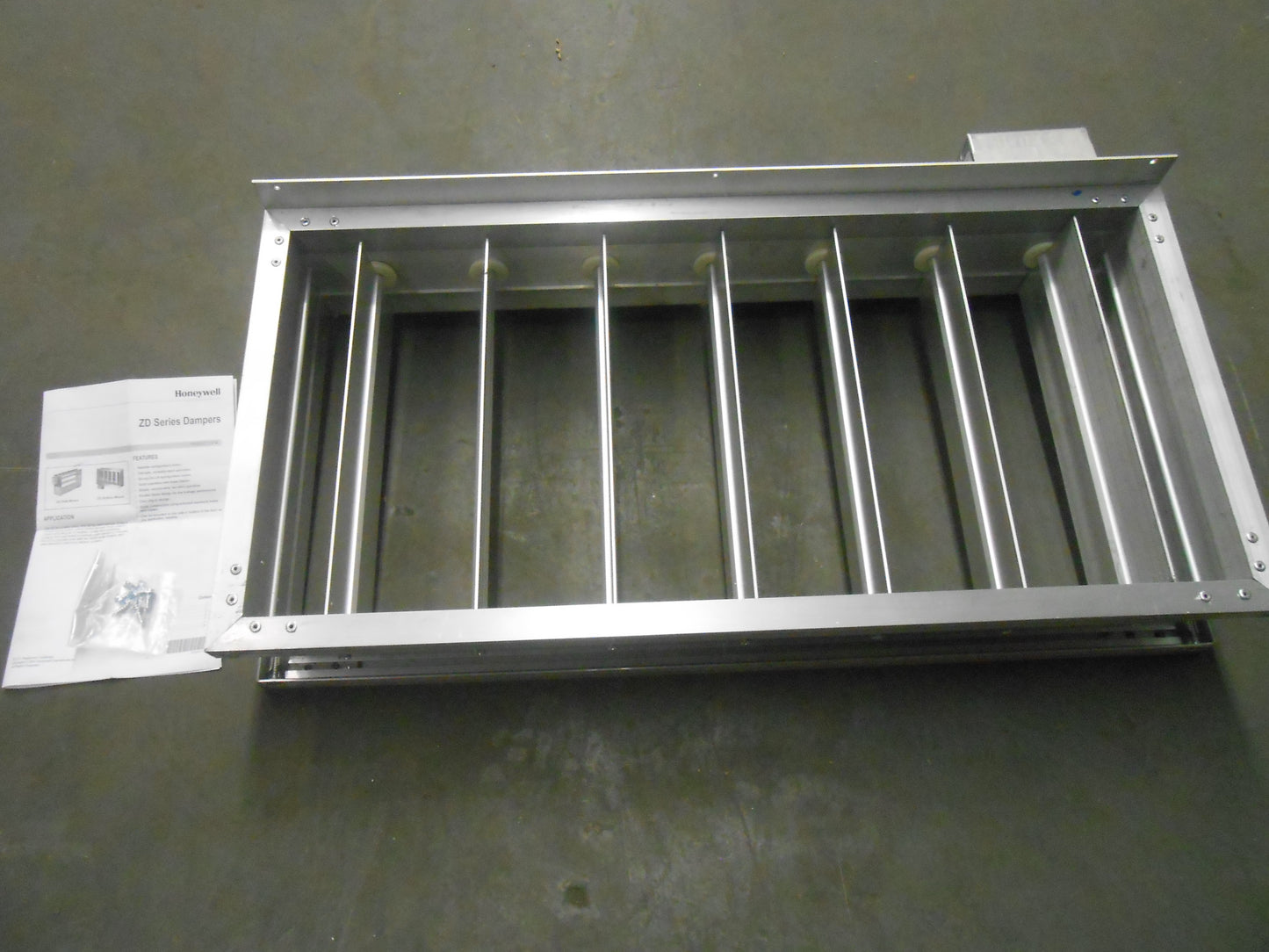 12" X 24" Automatic Rectangular Damper