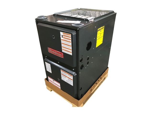 100,000 Btu UPFlow/Horizontal 2 Stage Communicating Natural Gas Furnace 96% Afue 115/60/1 2000 Cfm