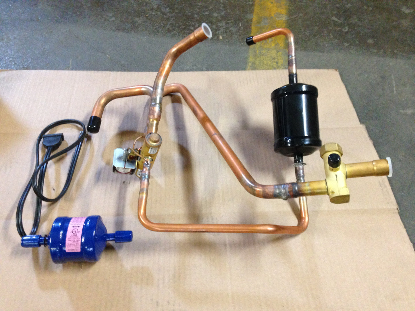 Heat Pump Reversing Valve w/Coil and Filter Drier, Ac24V/50-60, 5/4W