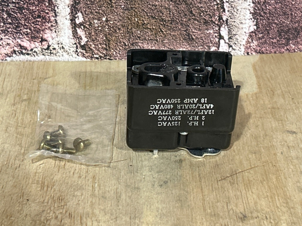 24 V, 50/60 Hz, 18 Amps, Relay