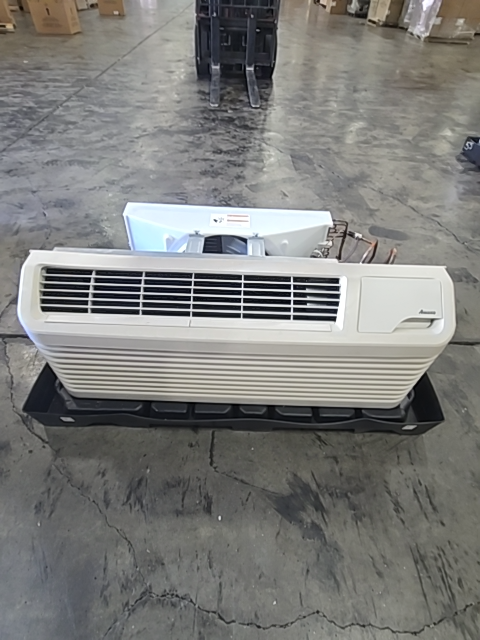 12,000 Btu PTAC Unit With 3.5Kw Heat, 208-230/60/1, 11.7 Eer, R-410A