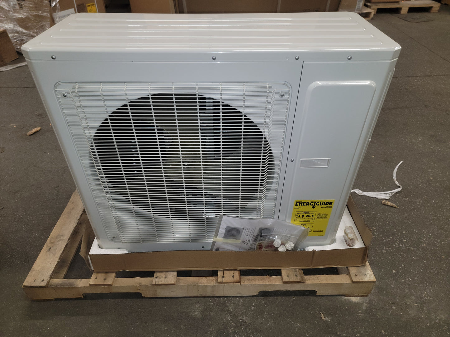 21,000 BTU Mult-Zone Inverter Outdoor Heat Pump Unit, 21 SEER 208-230/60/1 R-410A
