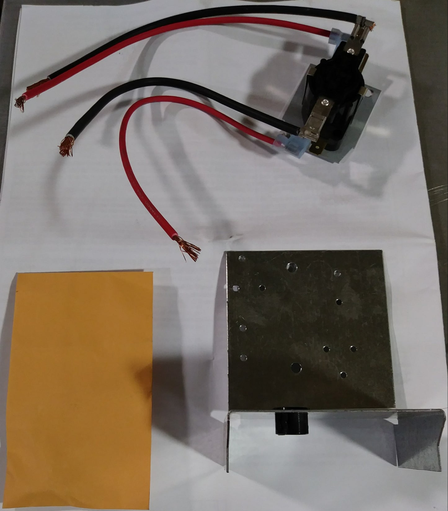 24 V SPST Power Relay for 1800,1900,2500,2600,C1800 & C2500 Series Baseboard Heaters