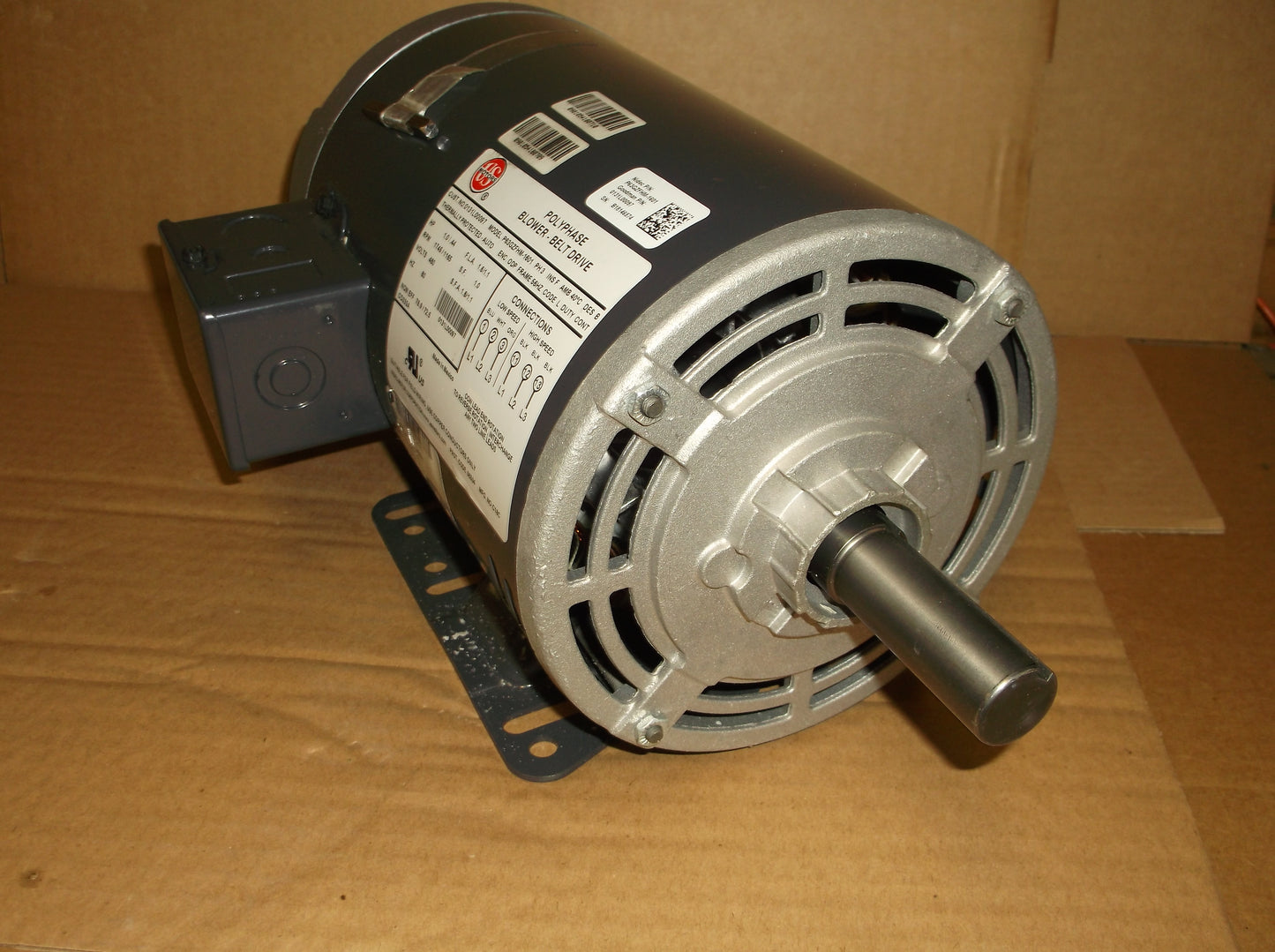 Motor de soplador con transmisión por correa polifásico de 1 HP, 460/60/1745-1165/2 velocidades