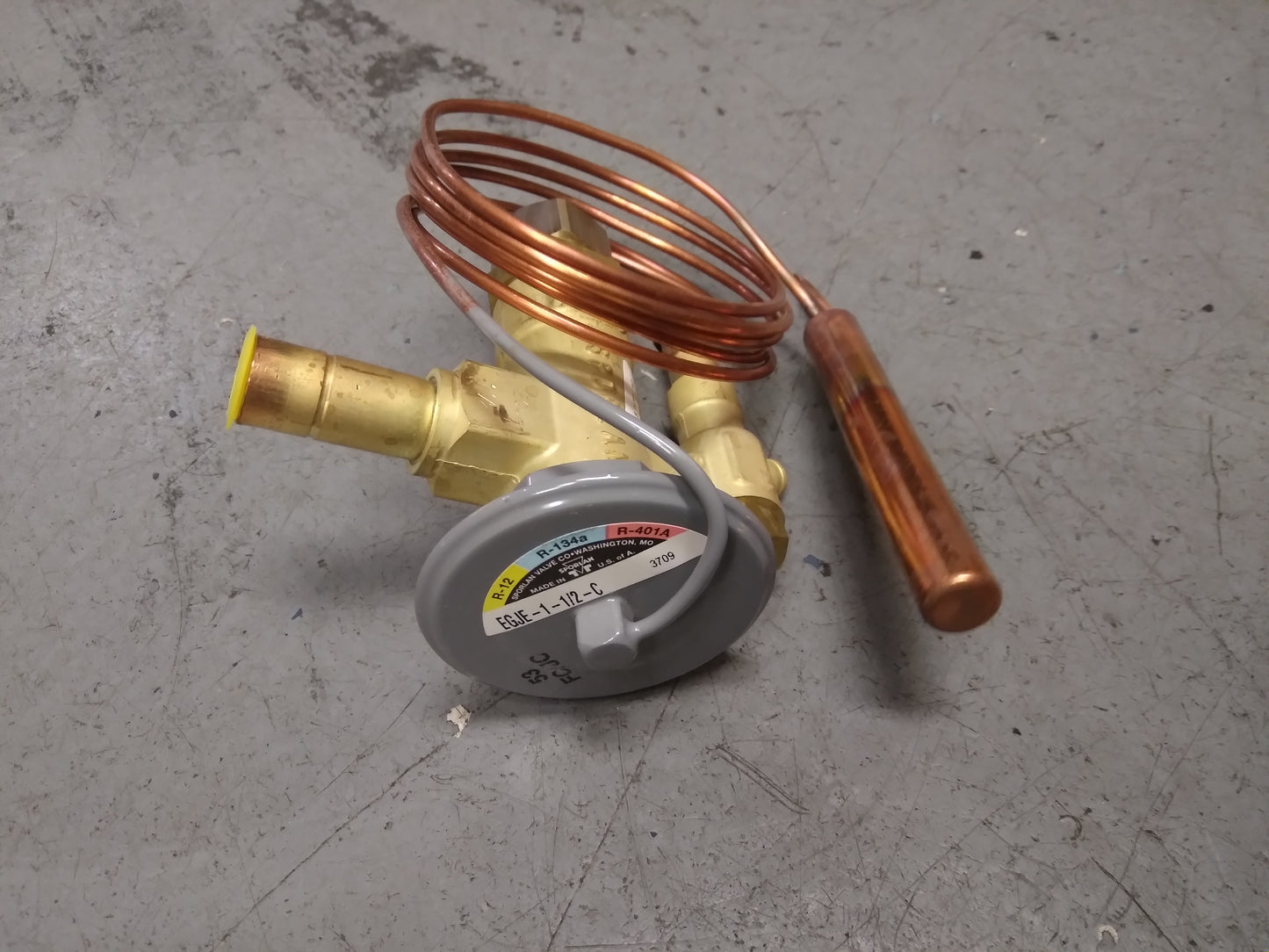 Válvula de expansión térmica ODF de 1/2 x 3/8" y 1 tonelada con capilar R-22 de 60"