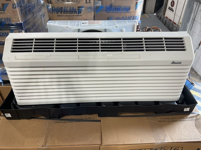 12,000 BTU Packaged Terminal Heat Pump with 5 KW Heat, 208-230/60/1, R-410A
