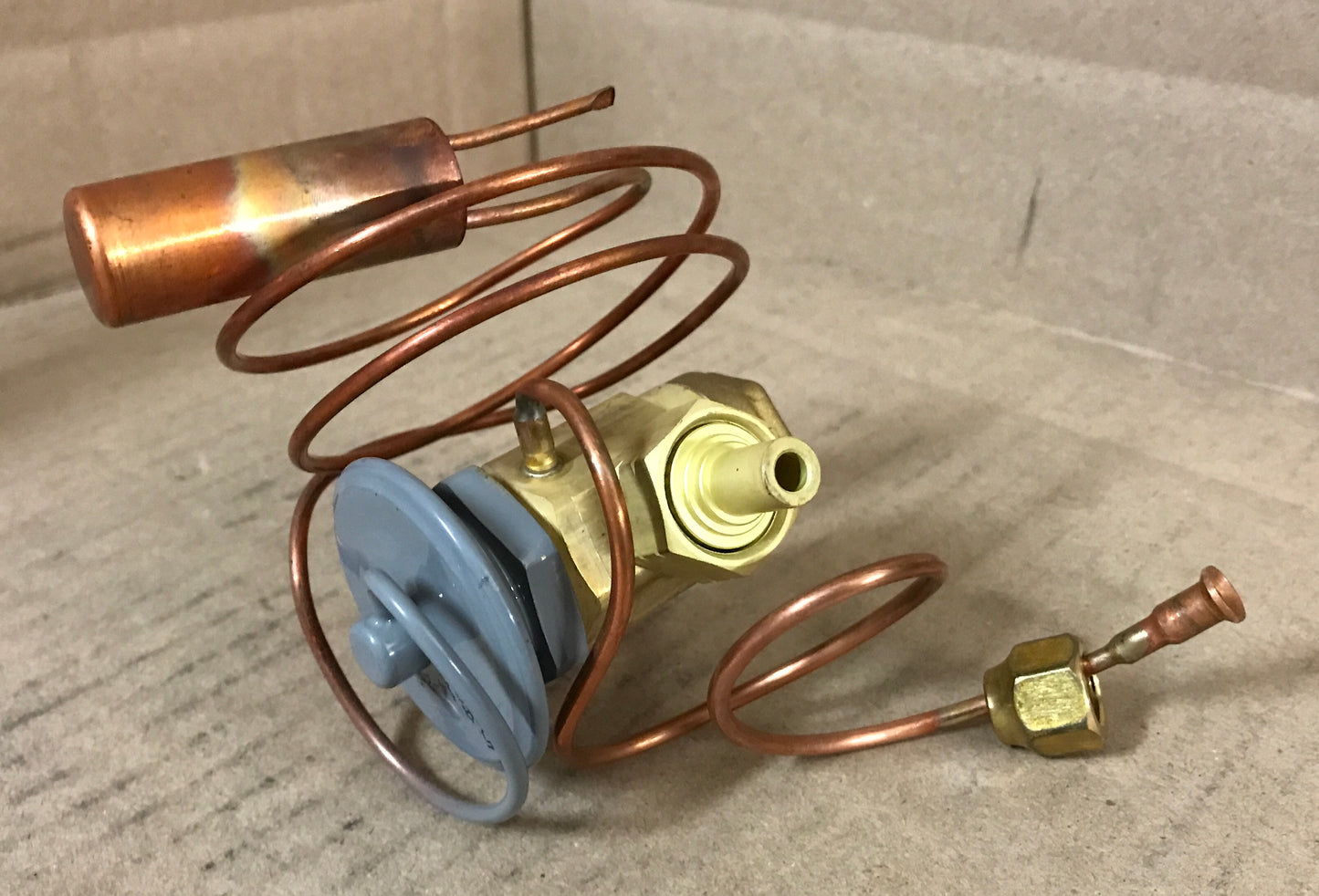 4 Ton Adjustable External Thermal Expansion Valve w/1/4" Sae External Bleed Port Equalizer R-410A