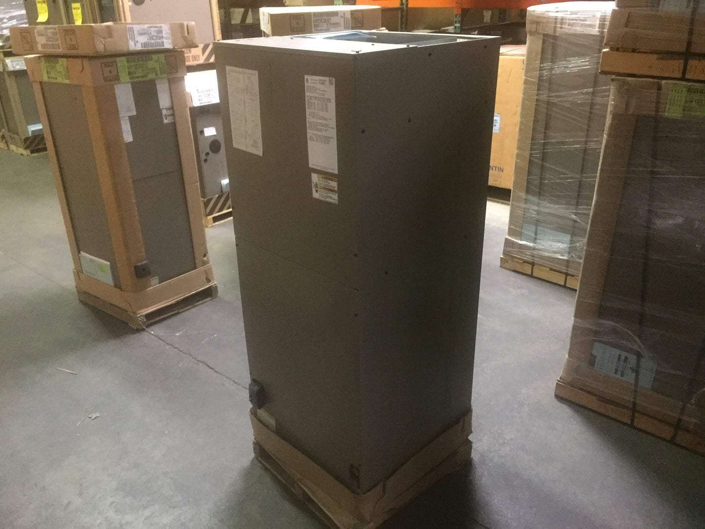 3 Ton AC/HP Upflow/Horizontal Fancoil, 13 SEER 208-230/60/1 R-22/R410A CFM 1000