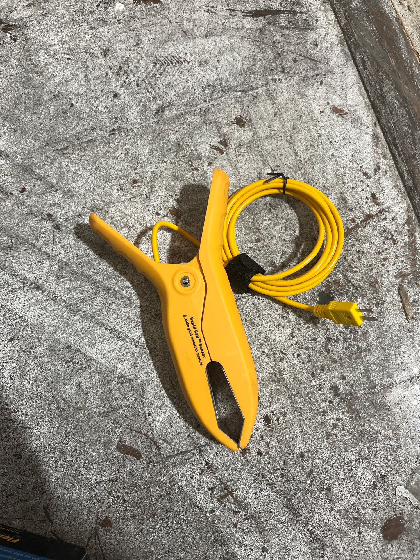 Large Pipe Clamp 3/4" - 4-1/8"