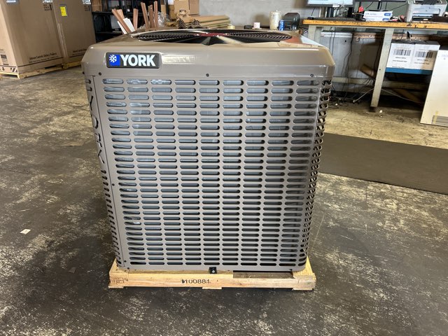 2.5 Ton Split-System Heat Pump 208-230/60/1 16 SEER R-410A