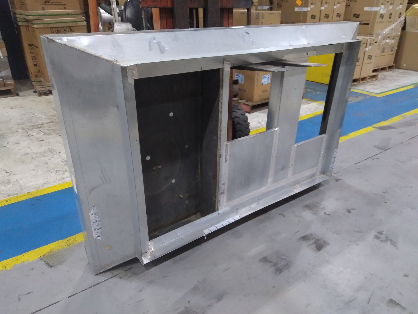 83-3/4" X 49-3/4" Curb Adaptor