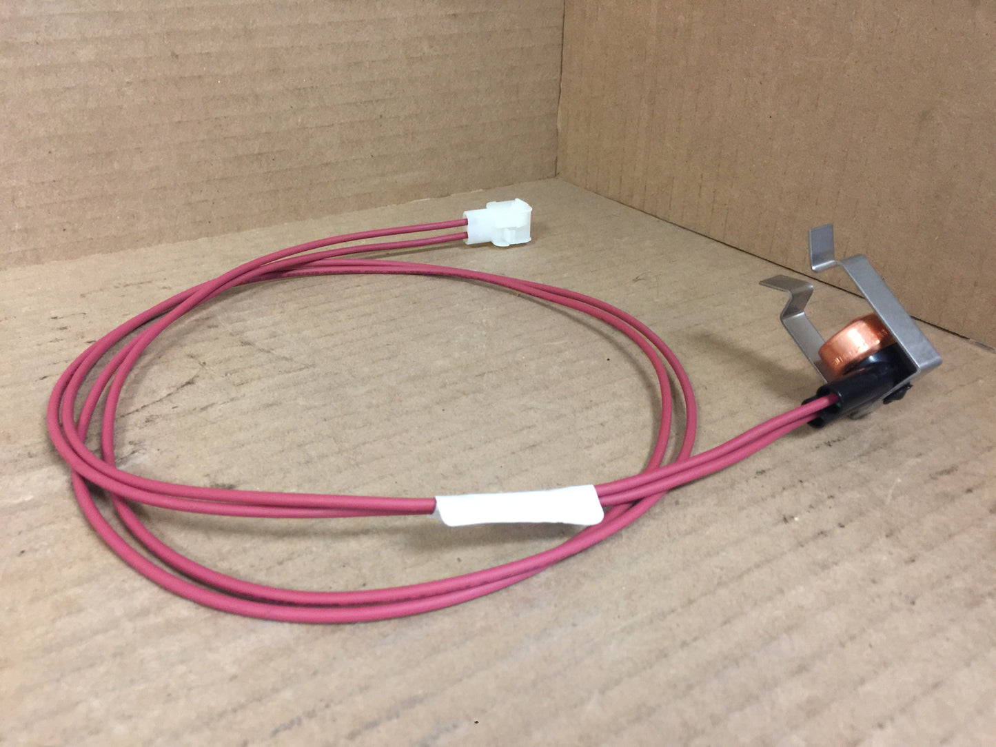 Thermostat; w/Clamp, L230F-50