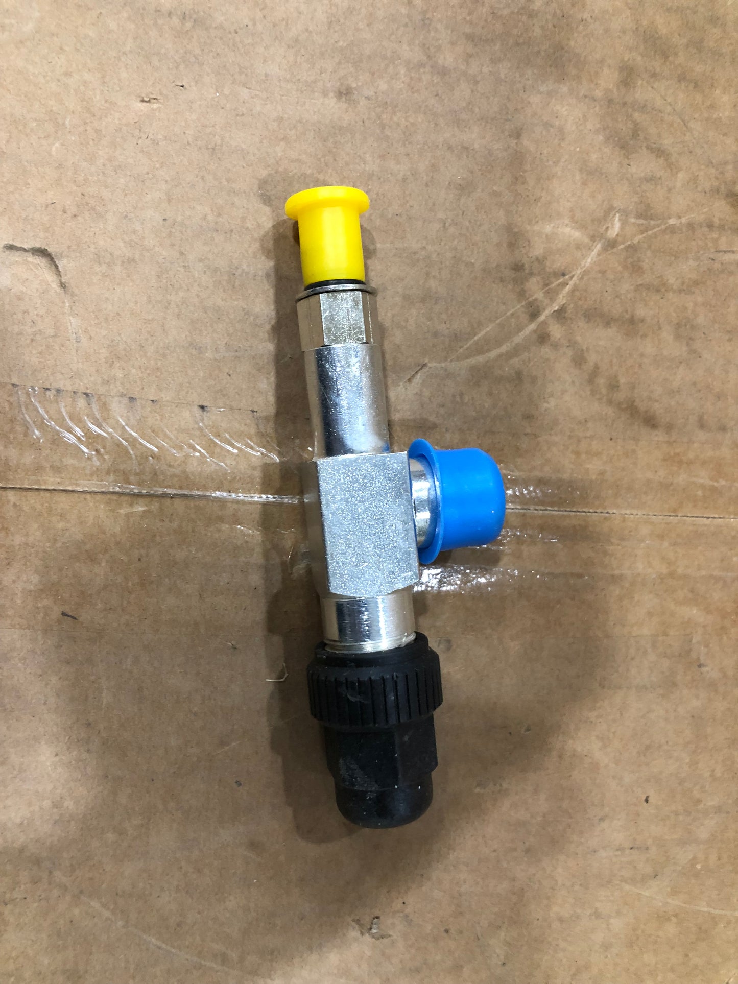 Válvula de cierre 3/4 x 3/8"