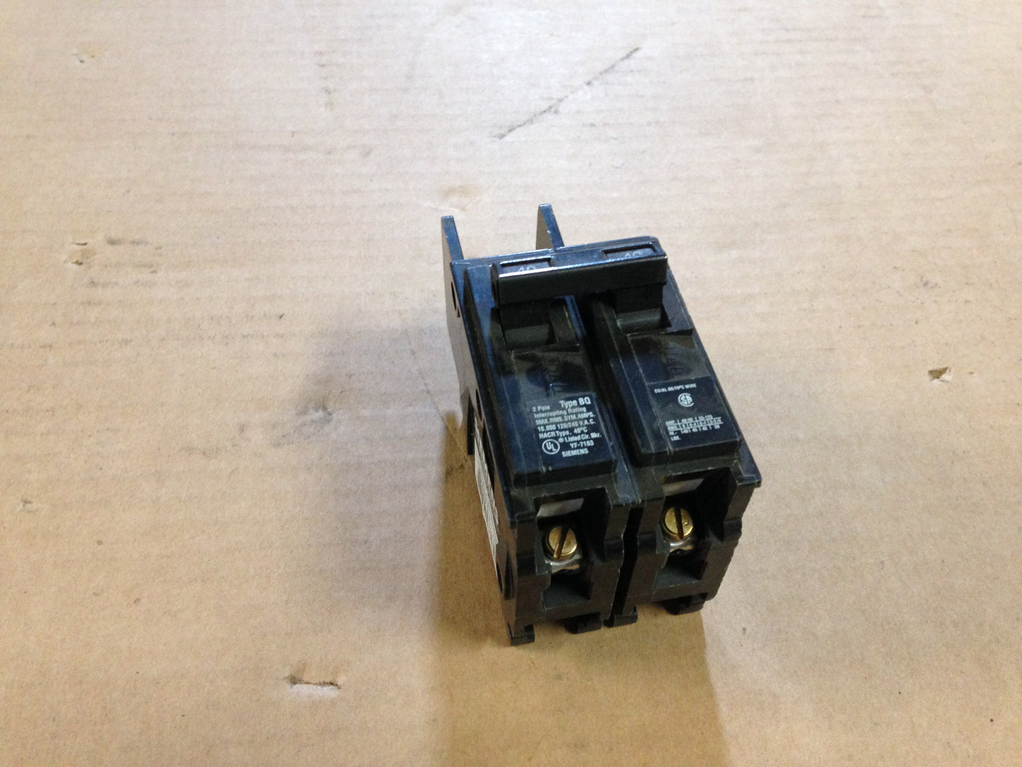 2 Pole 40 Amp Circuit Breaker, 120V-240V